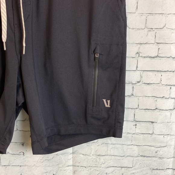 Vuori Men’s “Sunday Performance” Short 7.5” Inseam Linerless (M) Black Gym - Picture 3 of 12